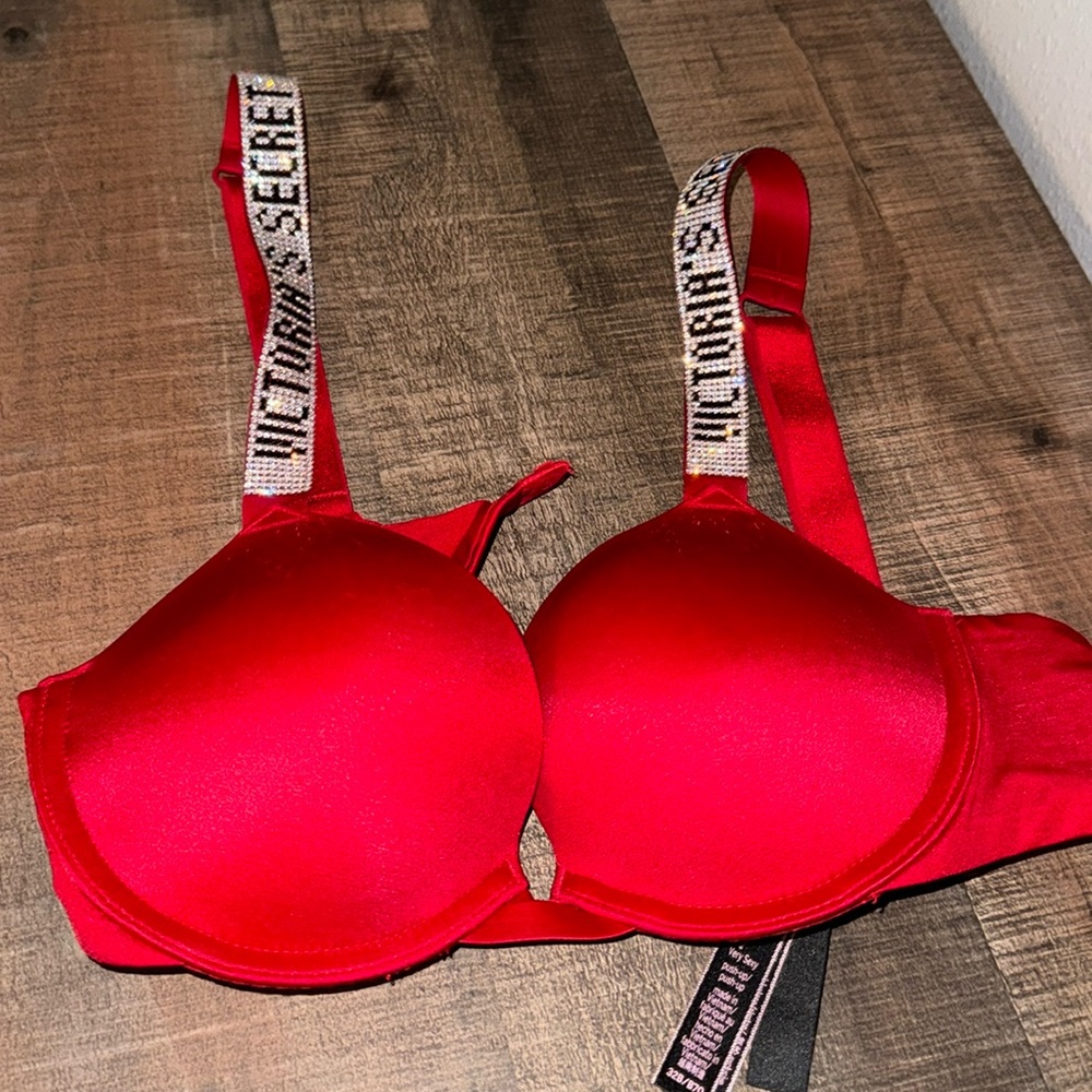 Victoria secret bra 32B